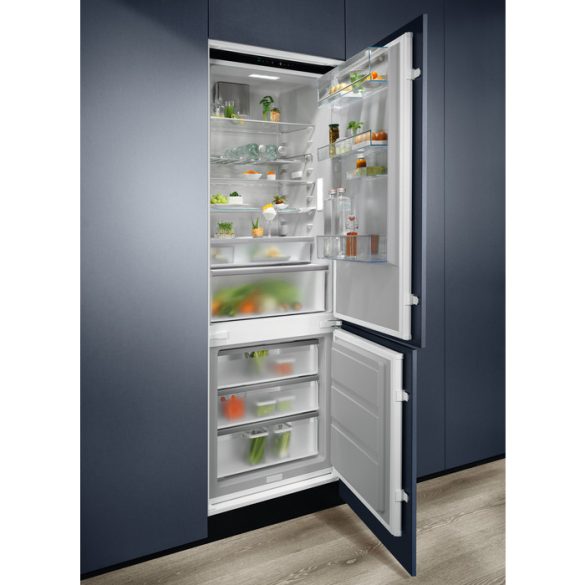 Electrolux KNP7TE75S Hűtőszekrény, hűtőgép