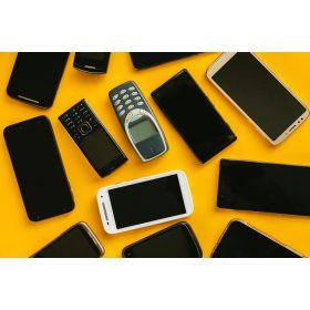 Mobiltelefonok-telefonok,Okosórák